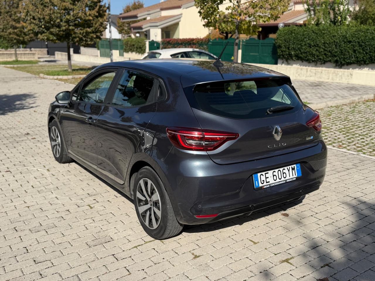 Renault Clio Full Hybrid E-Tech 140 CV 5 porte