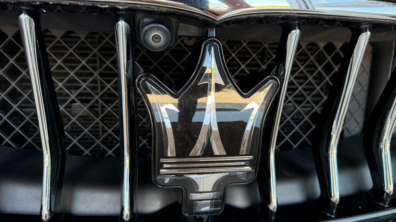 Maserati Ghibli V6 Diesel 275 CV Gransport RESTYLING