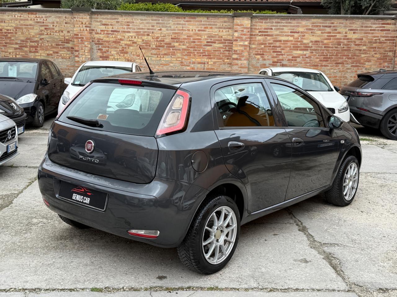 Fiat Punto 1.4 Natural Power Lounge