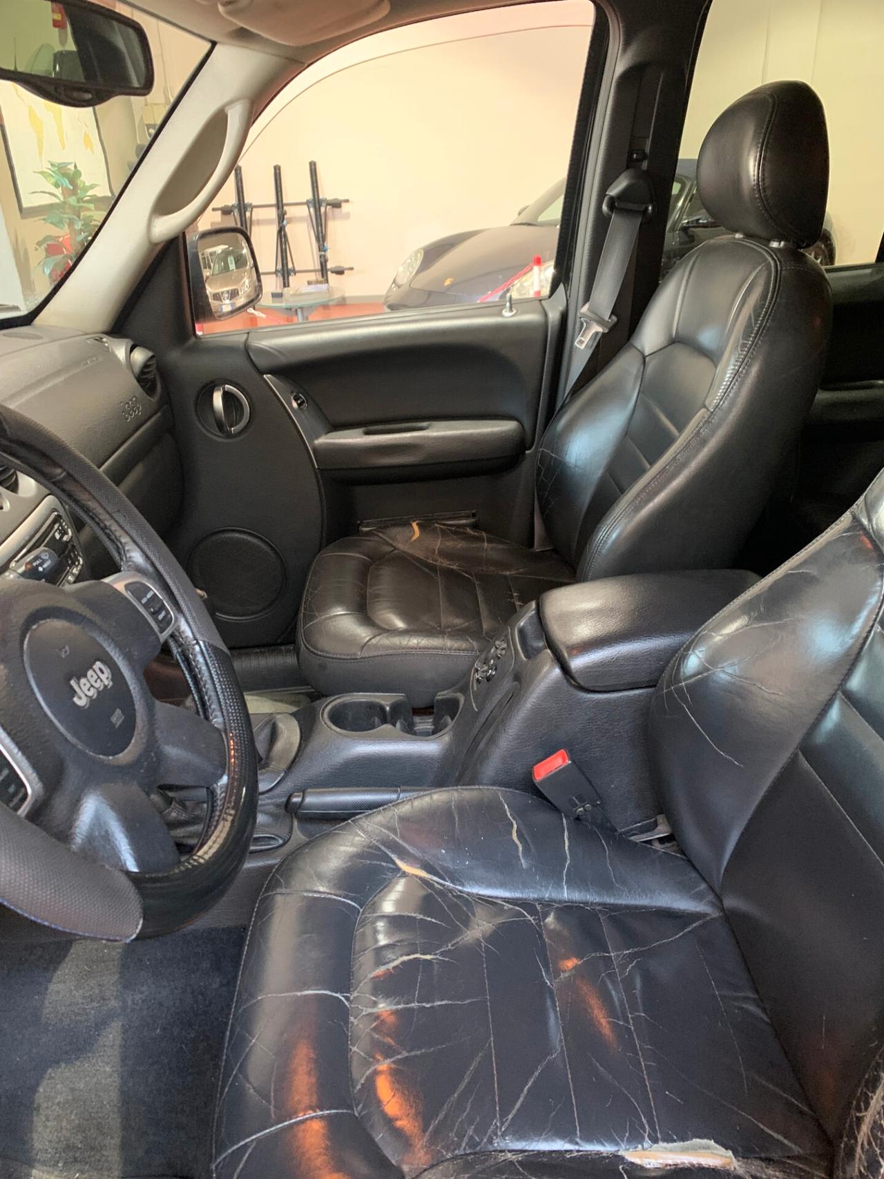 Jeep Cherokee 2.5 CRD Limited-leggi bene-appena manutenzionato-