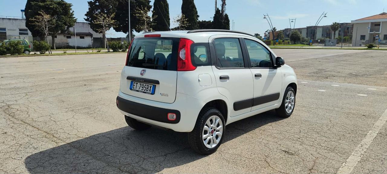 Fiat Panda 0.9 TwinAir Turbo Natural Power Lounge