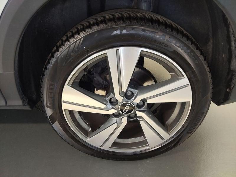 Audi Q2 Q2 30 2.0 tdi Admired s-tronic