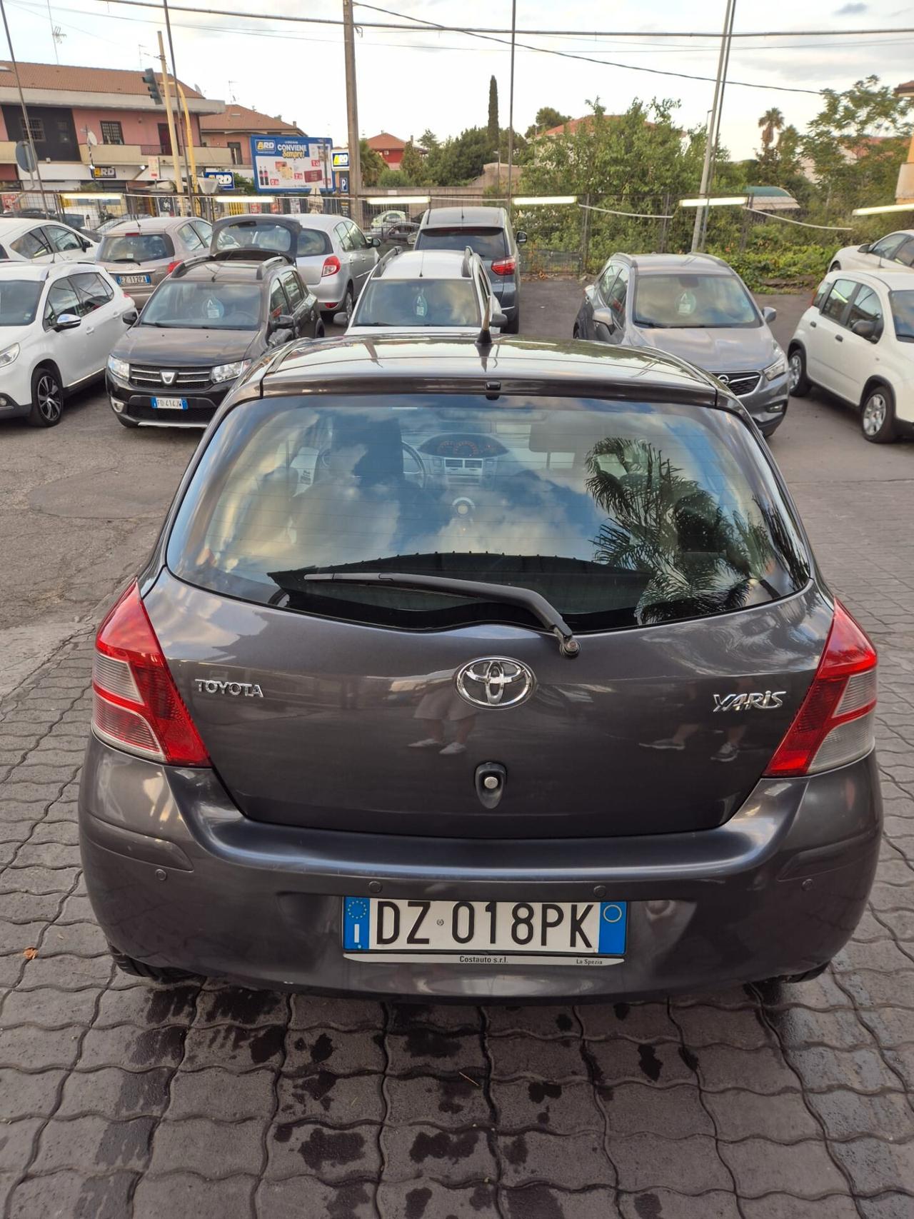 Toyota Yaris 1.4 D-4D DPF 3 porte M-MT Sol