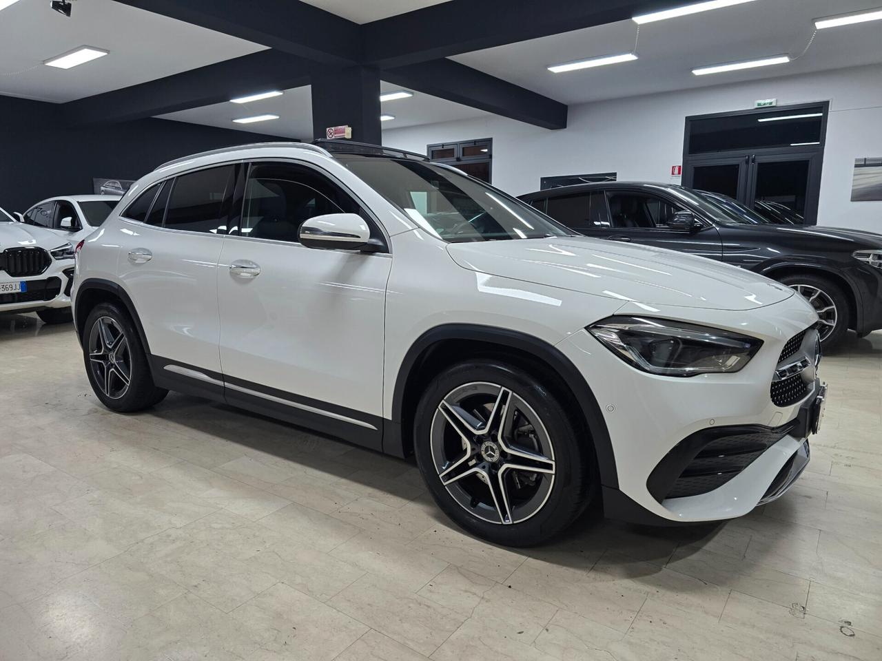 Mercedes-benz GLA 220 d Automatic 4Matic Premium (Tetto Panorama)