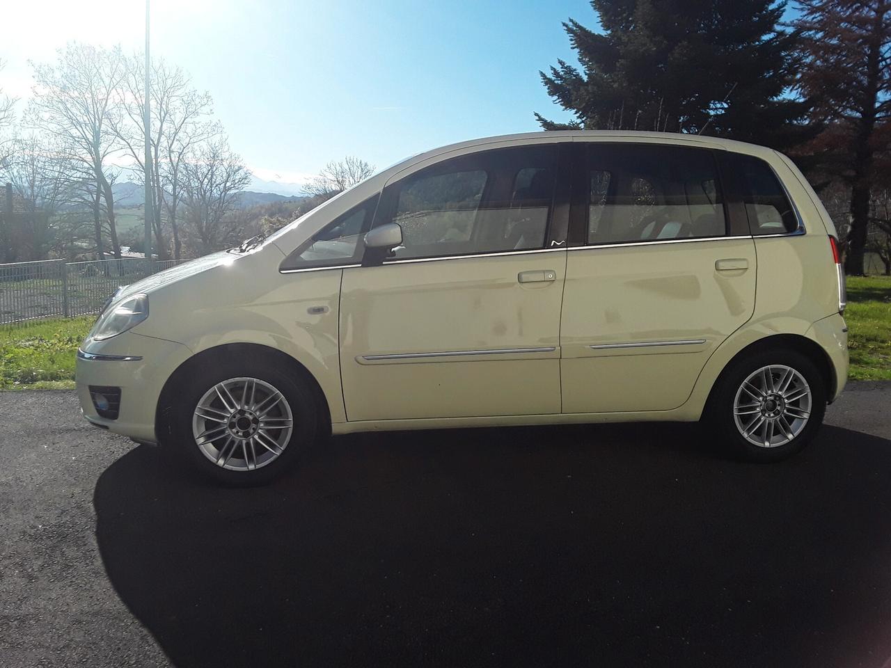 Lancia MUSA 1.3 Multijet 16V 90 CV Oro