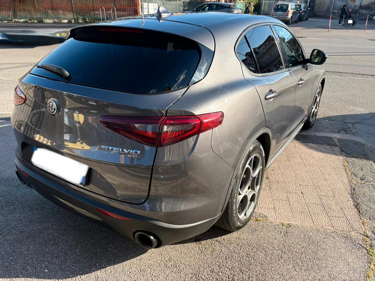 ALFA ROMEO STELVIO AUTOCARRO