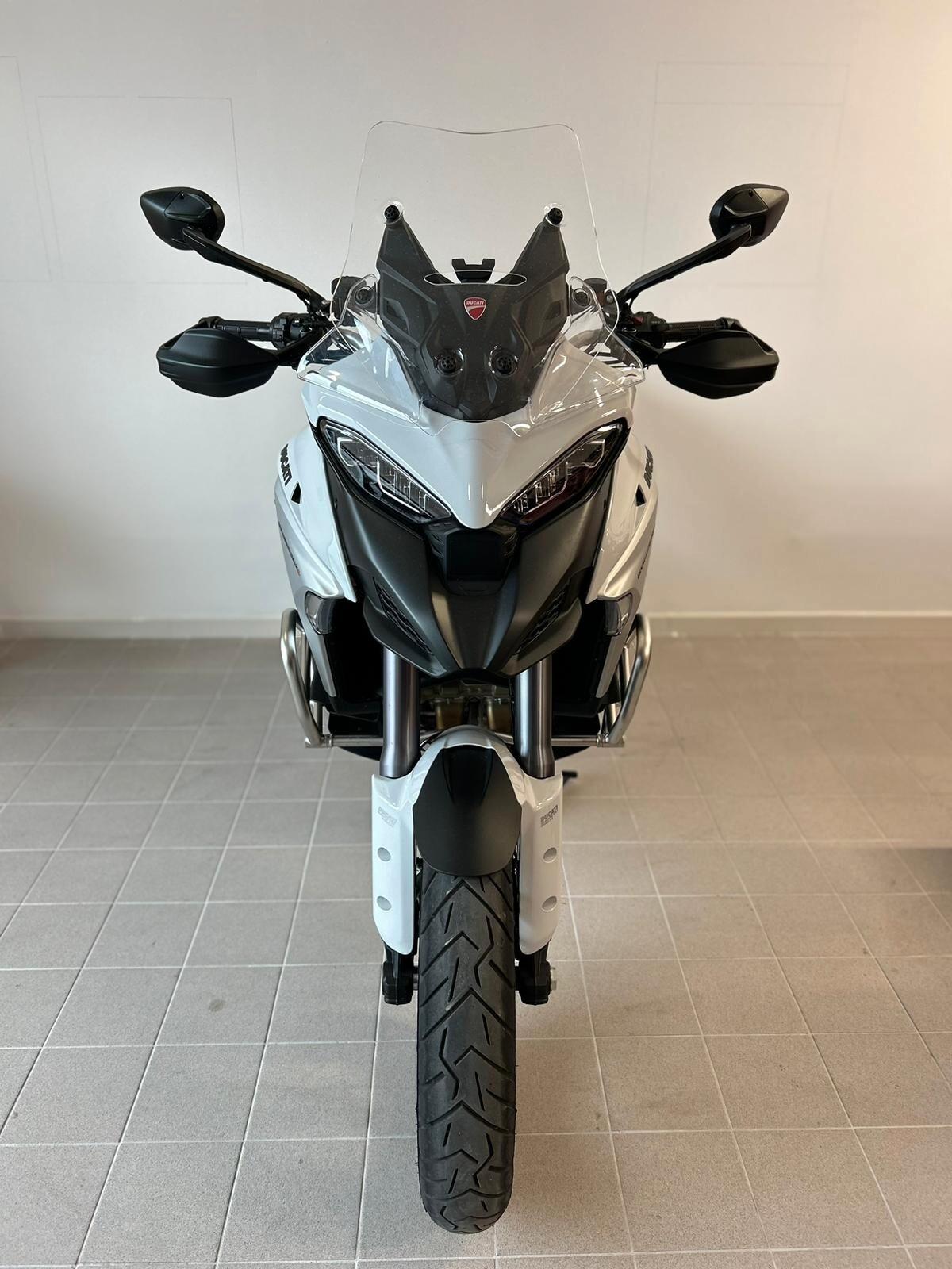Ducati Multistrada V4 S TRAVEL E RADAR SOLI 1200 KM
