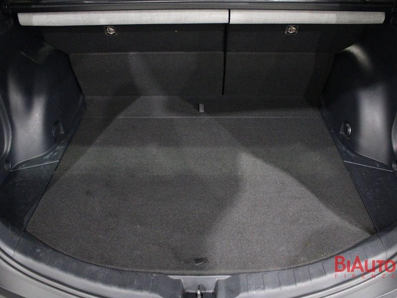 Toyota RAV4 RAV4 2.0 D-4D 2WD Style White Ed.