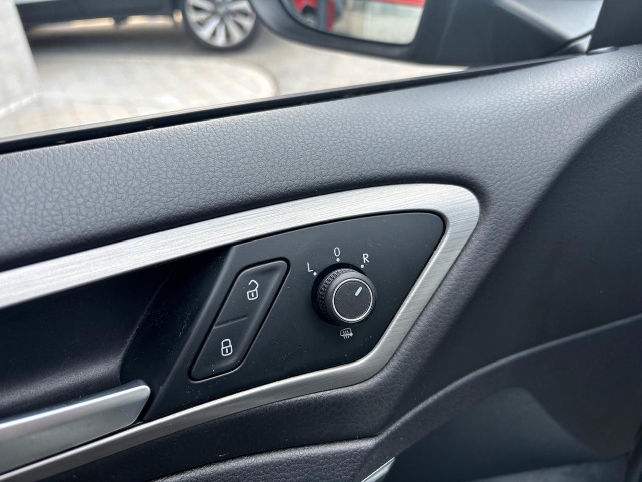 Volkswagen Golf 1.4 Metano Cambio Automatico Neopatentati