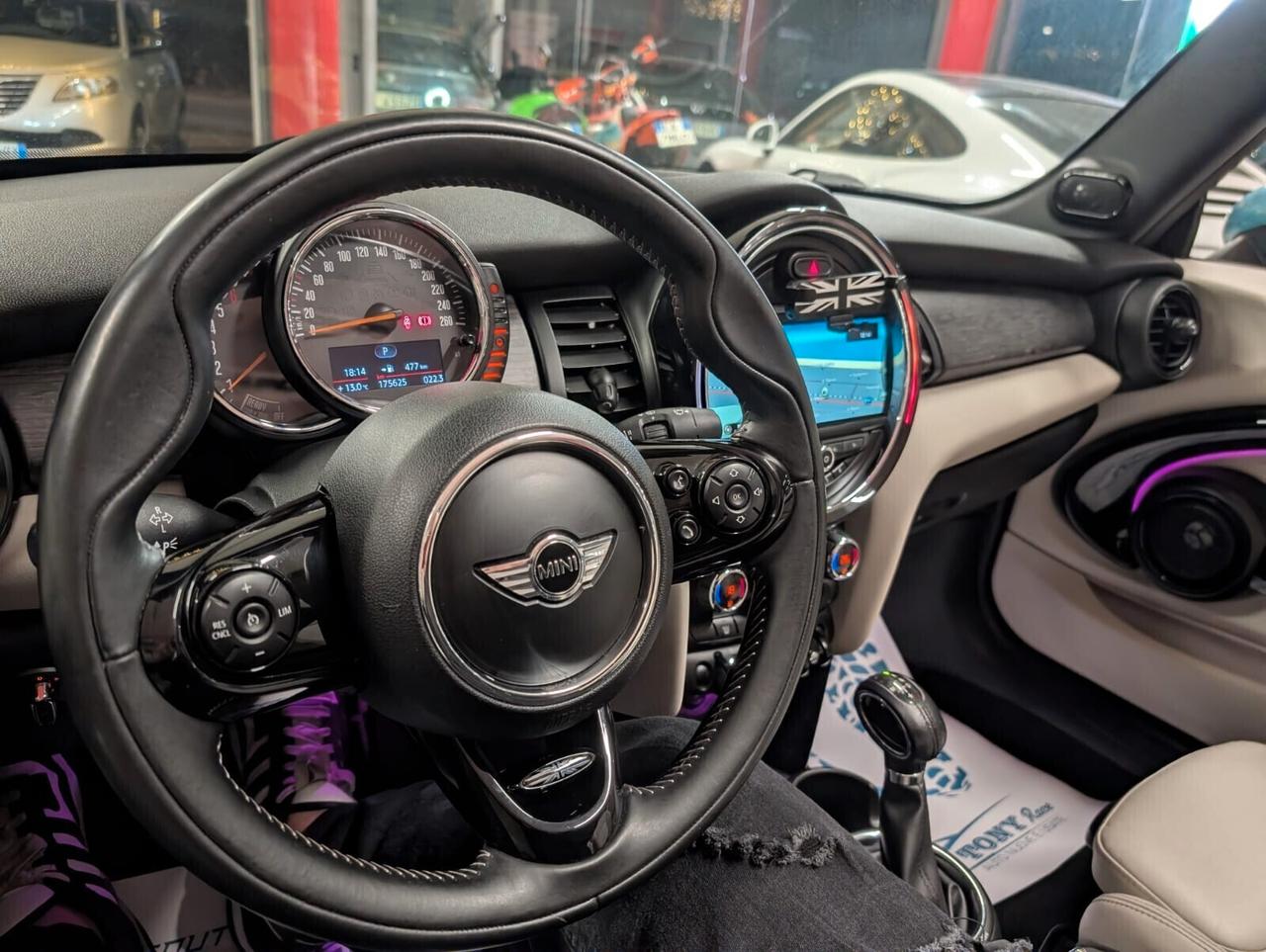 Mini Cooper 1.5 D Hype Cabrio