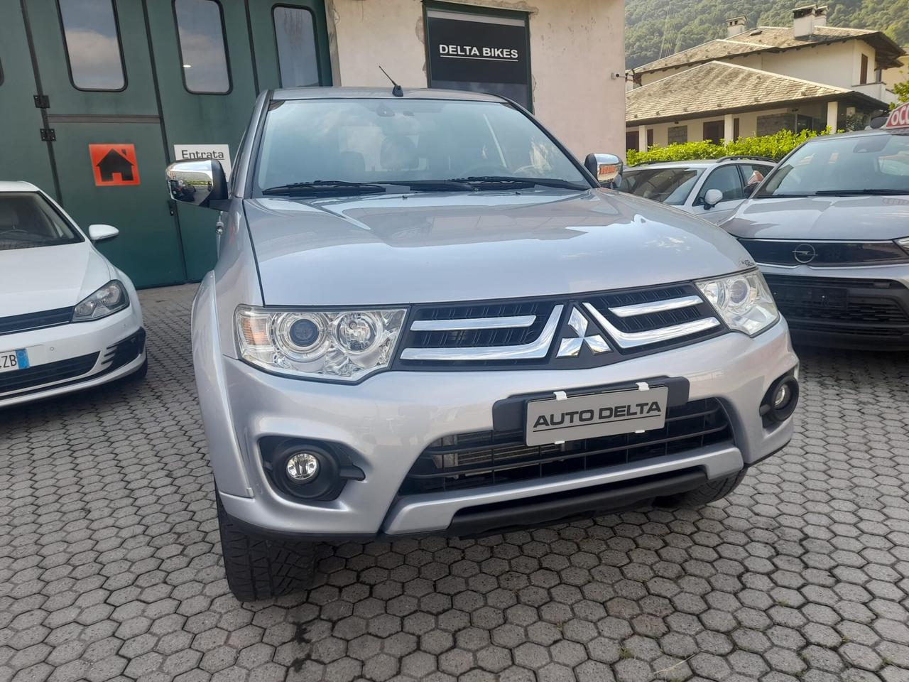 Mitsubishi L200 2.5 DI-D/178CV DC Intense Plus DPF