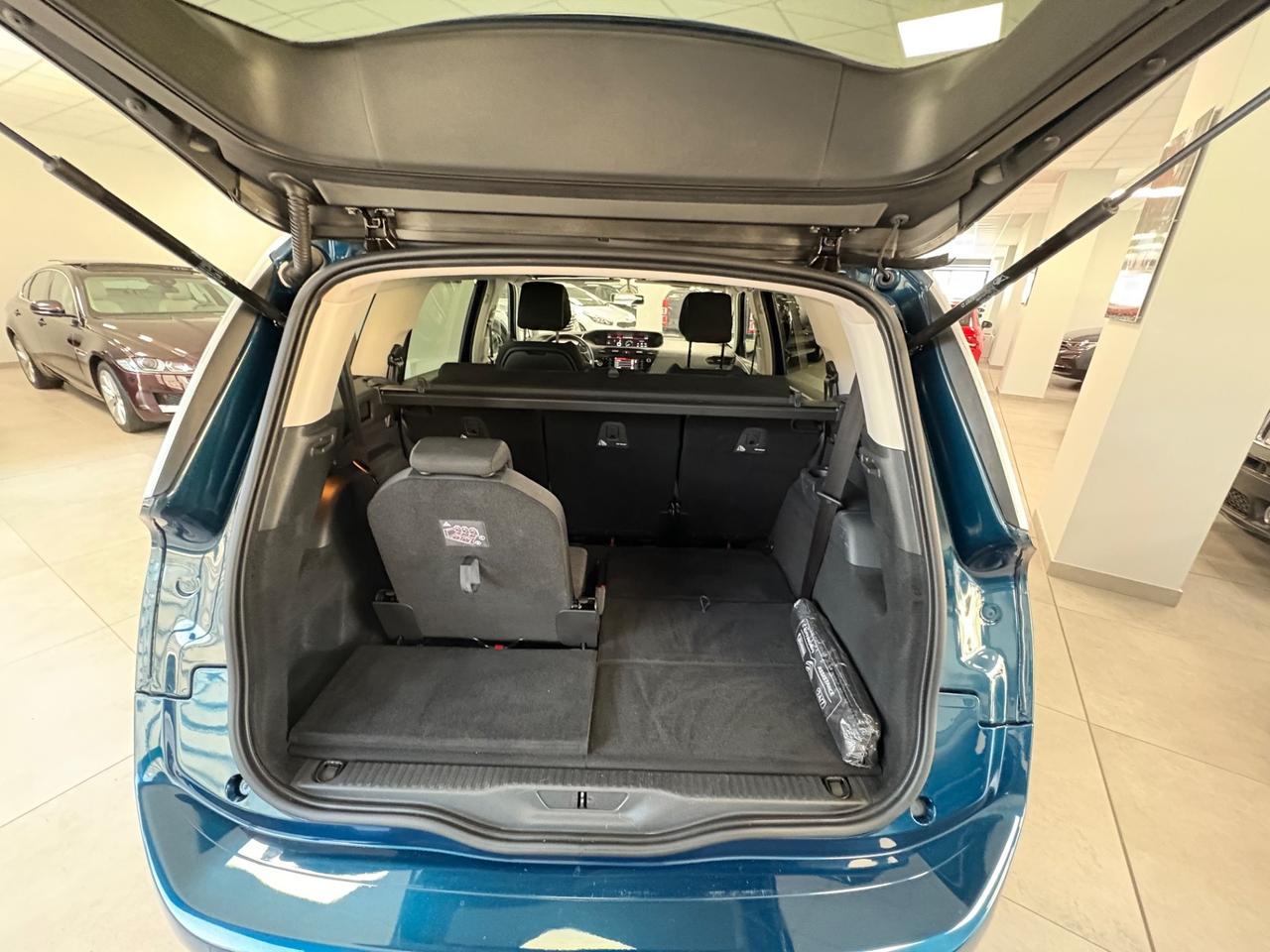 Gran Citroen C4 1.5 HDI 130cv 2020 km 95000 7 Posti