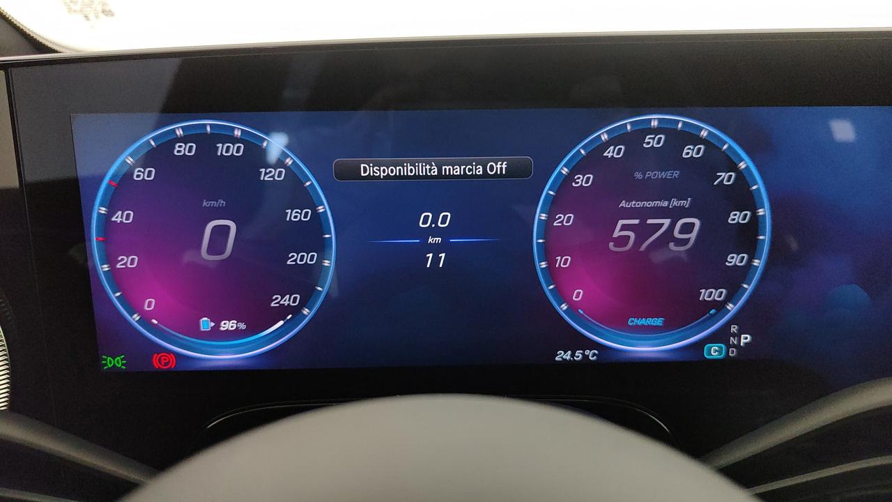 Mercedes-Benz GLC 400 4MATIC con tecnologia EQ