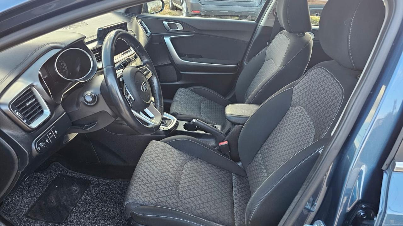 KIA CEED SW 1.6 CRDI 115 CV 2019 ECO BUSINESS CLASS DCT SW (AUTOCARRO)