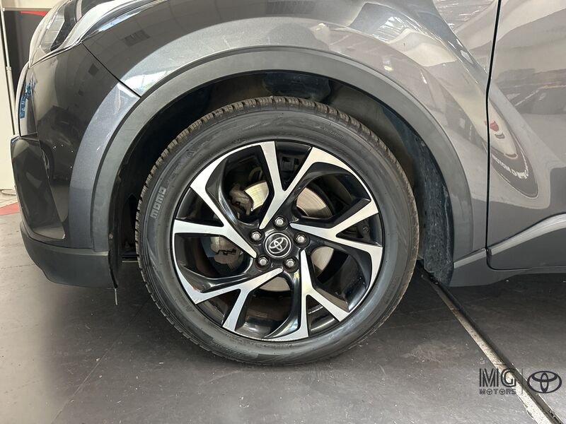 Toyota C-HR 1.8 Hybrid E-CVT Trend