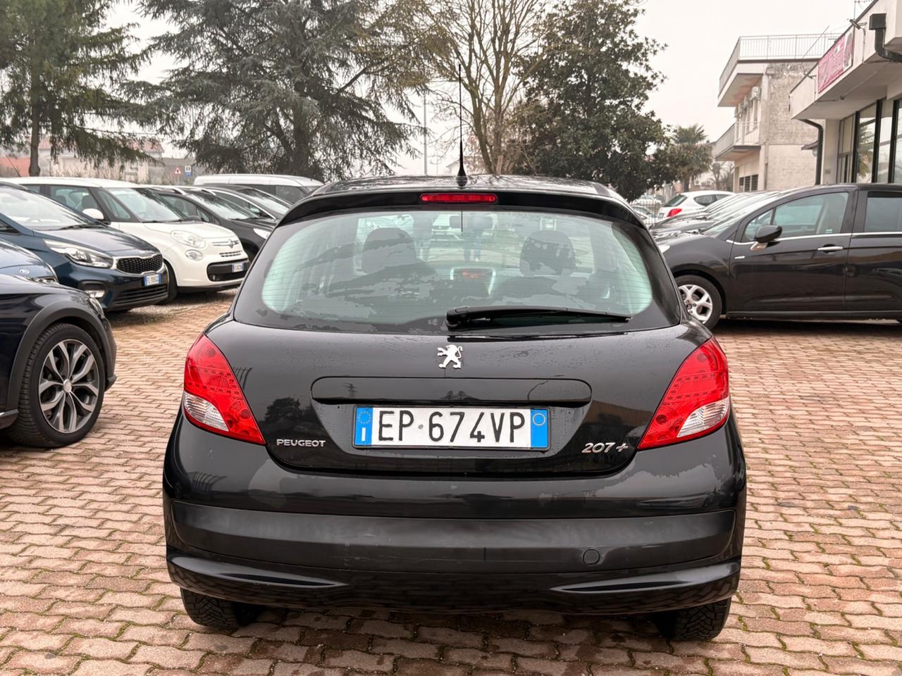 Peugeot 207 Plus 1.4 8V 75CV 5p. ECO GPL