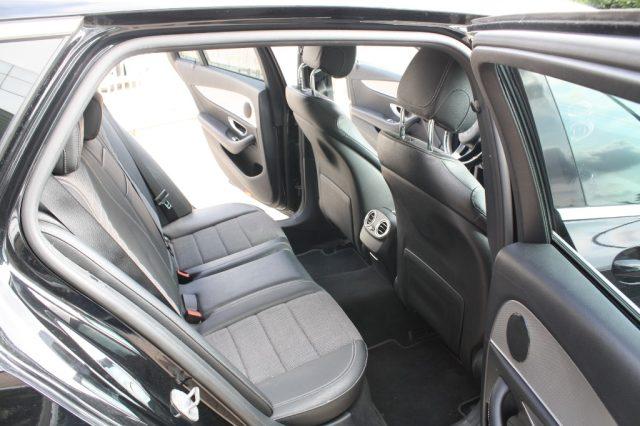 MERCEDES-BENZ E 220 d S.W. 4Matic Auto Business Sport