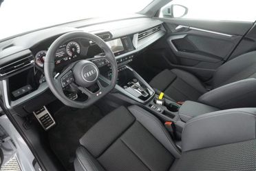 AUDI A3 A3 allstreet TFSI 110 kW S tronic Identity Contras