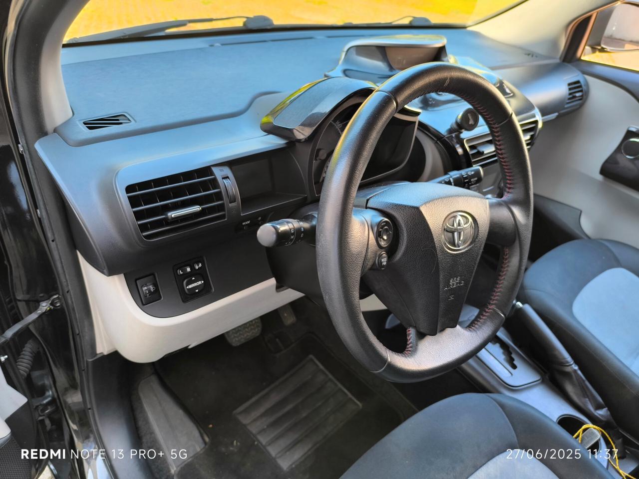 Toyota iQ 1.0 CVT Lounge