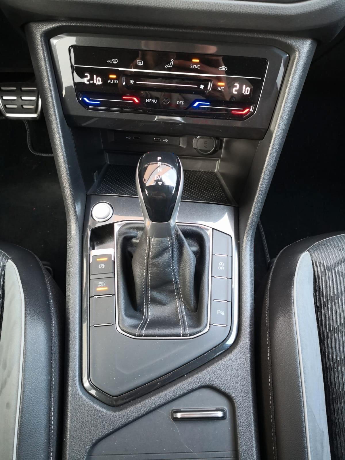 Volkswagen Tiguan 1.5 TSI 150 CV DSG ACT R-Line ***su appuntamento***