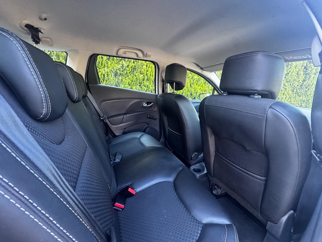 Renault Clio Sporter dCi 8V 90 CV EDC Business