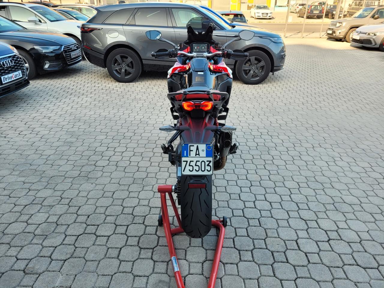 Ducati Multistrada V4 PIKE PEAK 9.500KM.