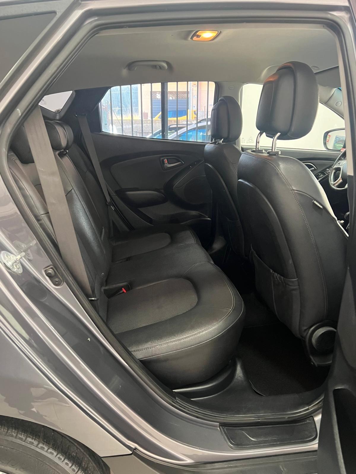 Hyundai iX35 1.7 CRDi 2WD Xpossible