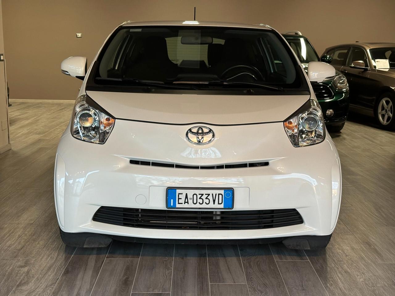 Toyota iQ 1.0 Sol