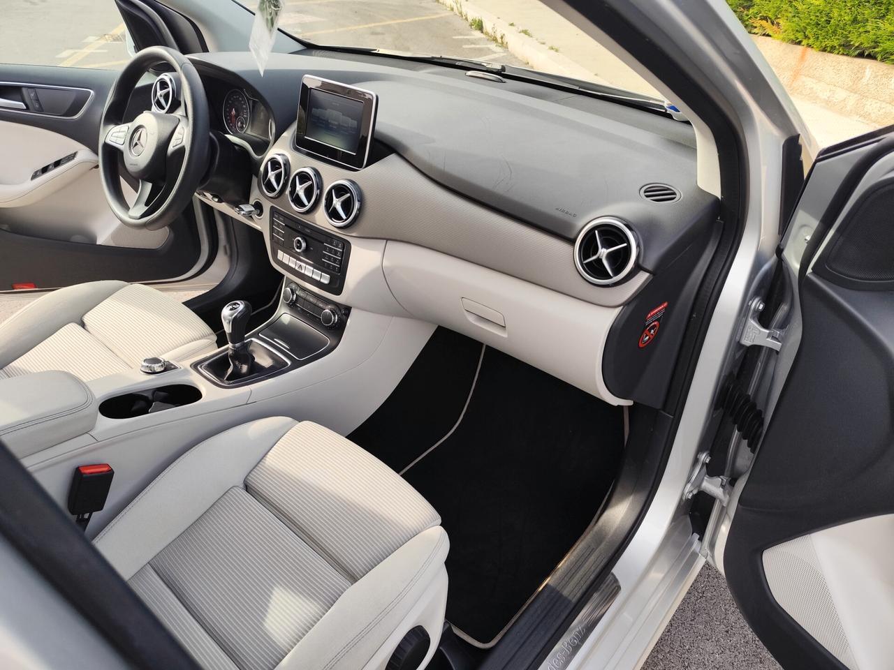 Mercedes-benz B 180 d FULL 70.000 KM