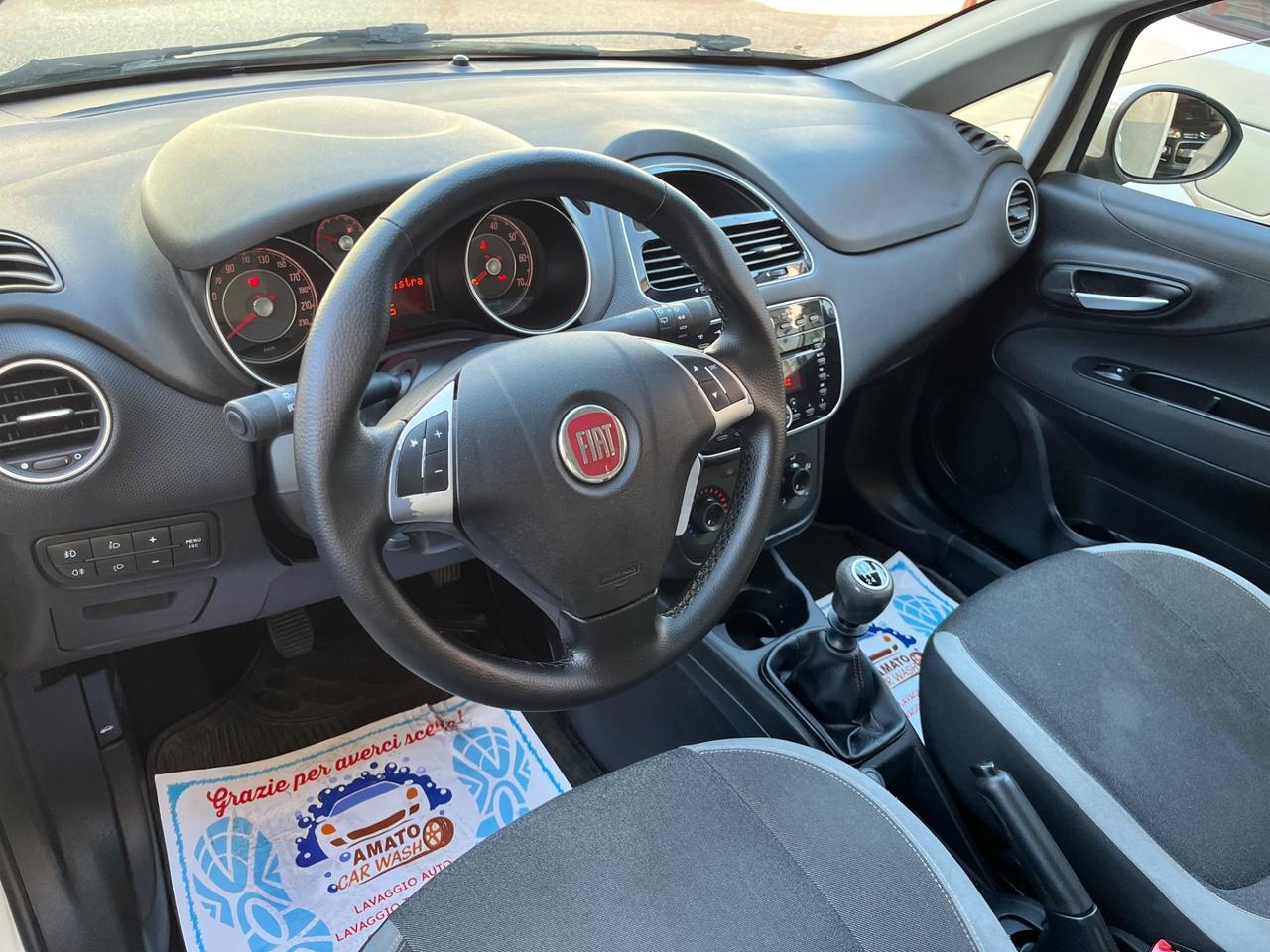 FIAT PUNTO ULTIMO MODELLO A METANO A.F.F.A.R.E