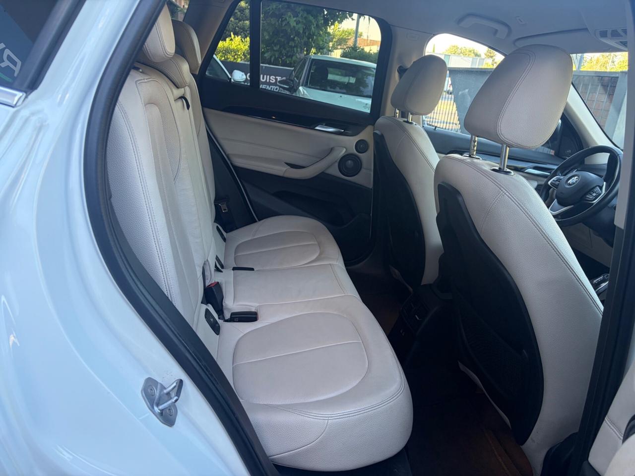 Bmw X1 sDrive18d xLine