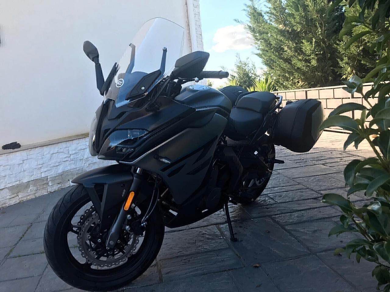 Cf Moto 650GT sport km1200 7/2024 in garanzia