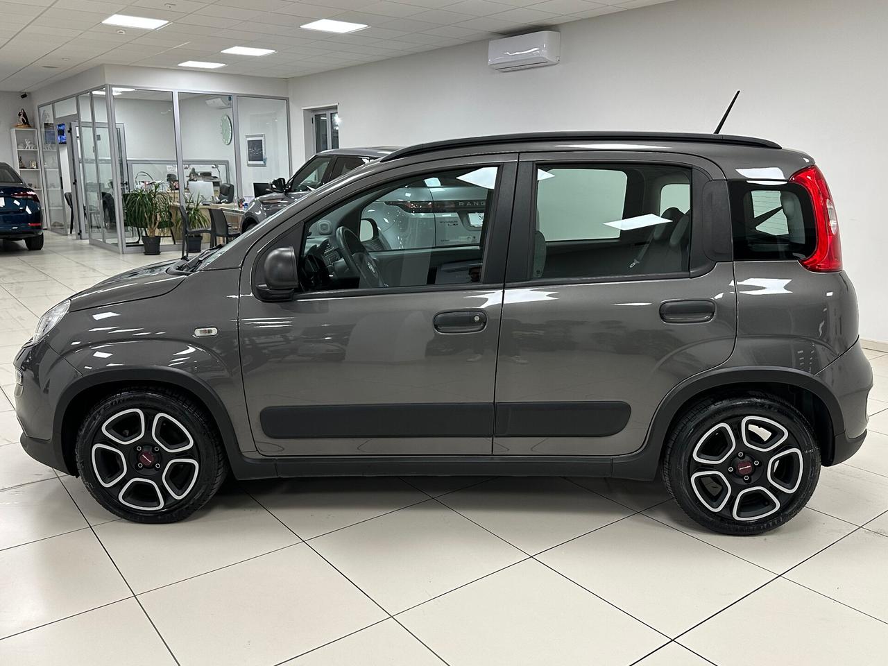 Fiat Panda 1.0 FireFly Hybrid City Life 70CV 2021
