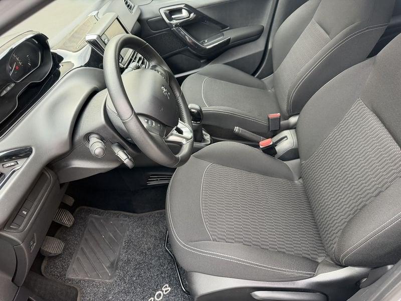 Peugeot 208 208 5p 1.2 puretech Allure 82cv CINGHIA NUOVA !!!