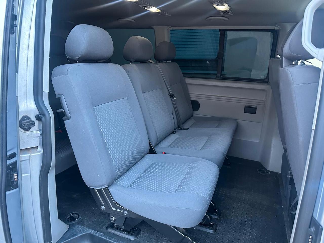 Volkswagen Multivan 2.0 TDI 140CV 9 Posti - Permute