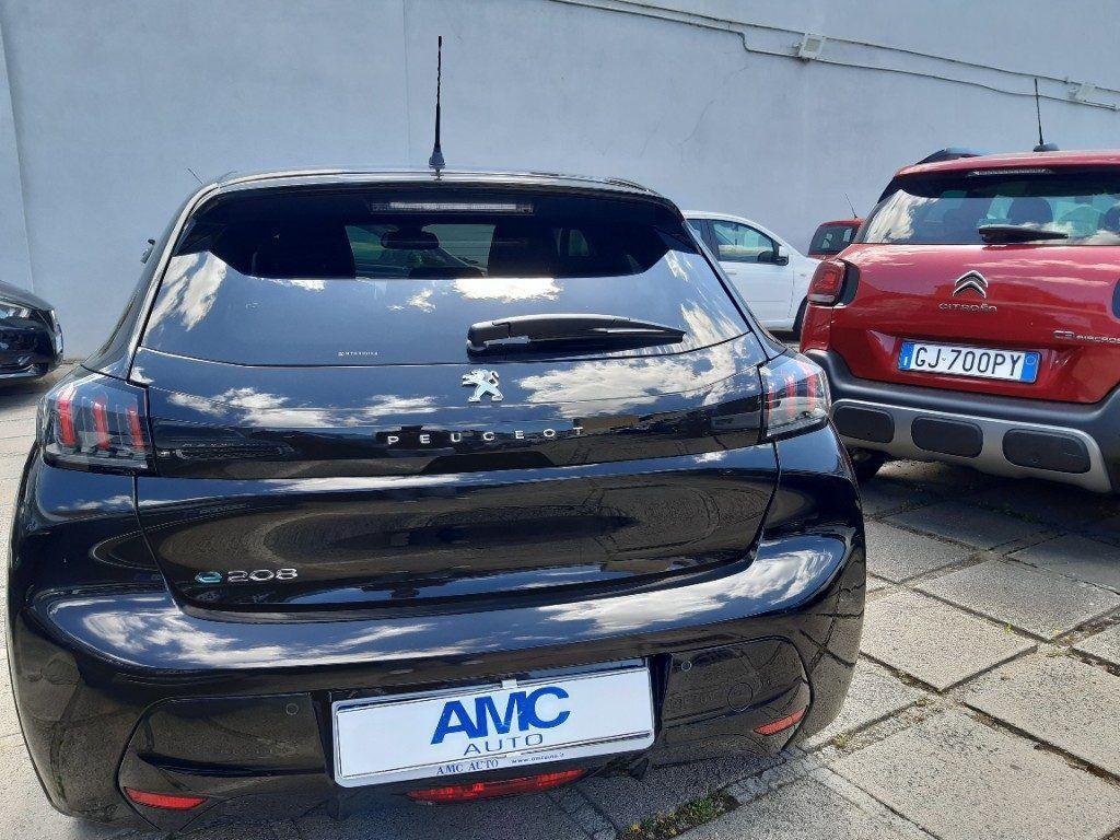 Peugeot 208 motore elettrico 136 CV 5 porte GT