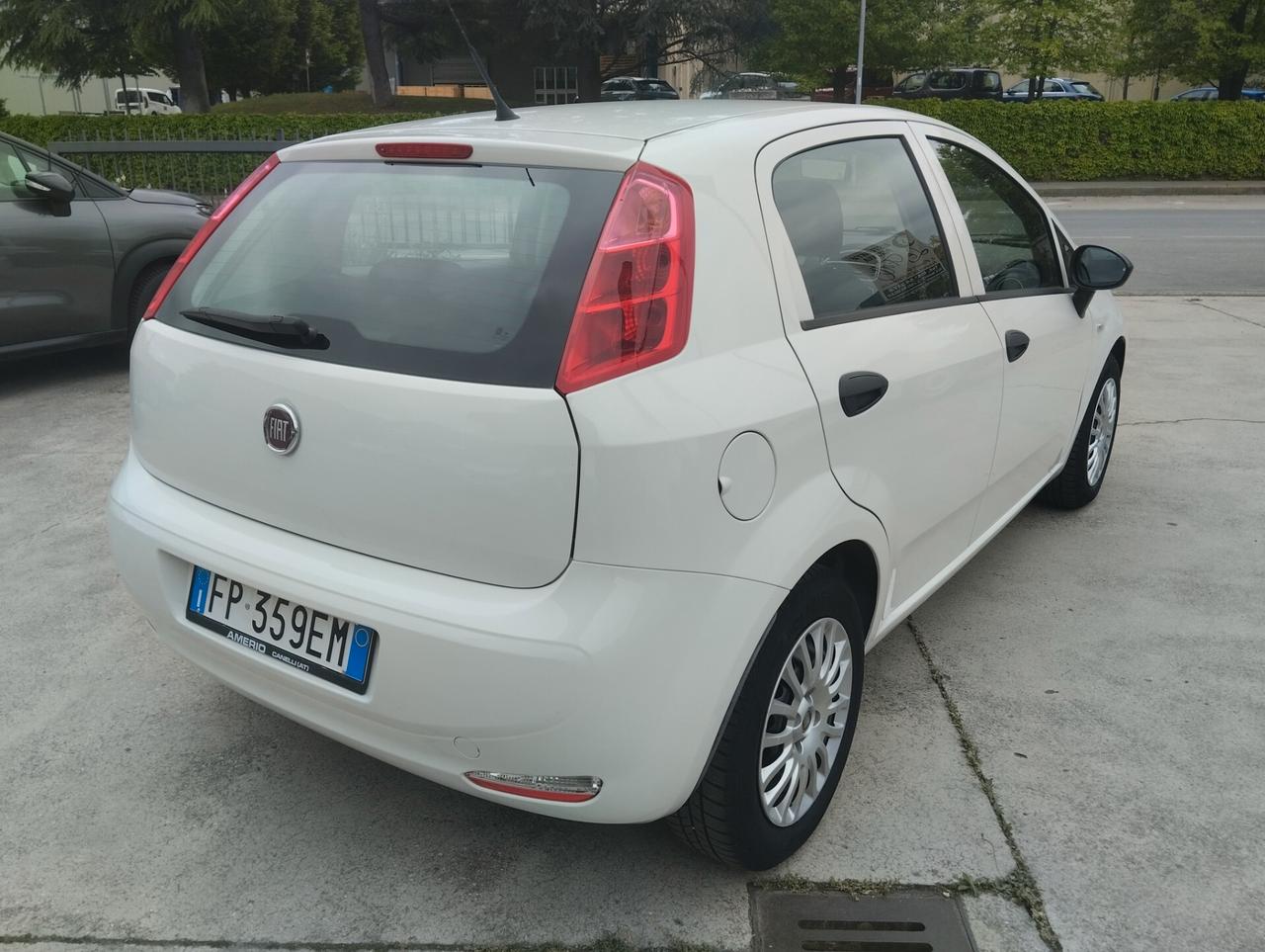 Fiat Punto 1.3 MJT II S&S 95 CV 5 porte Street