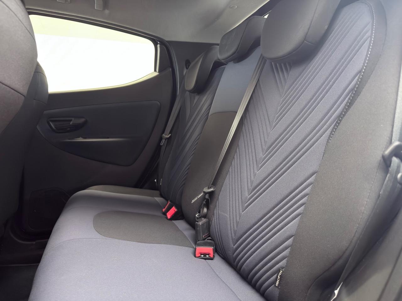 Lancia Ypsilon 1.0 FireFly 5 porte S&S Hybrid Ecochic A. Ferretti