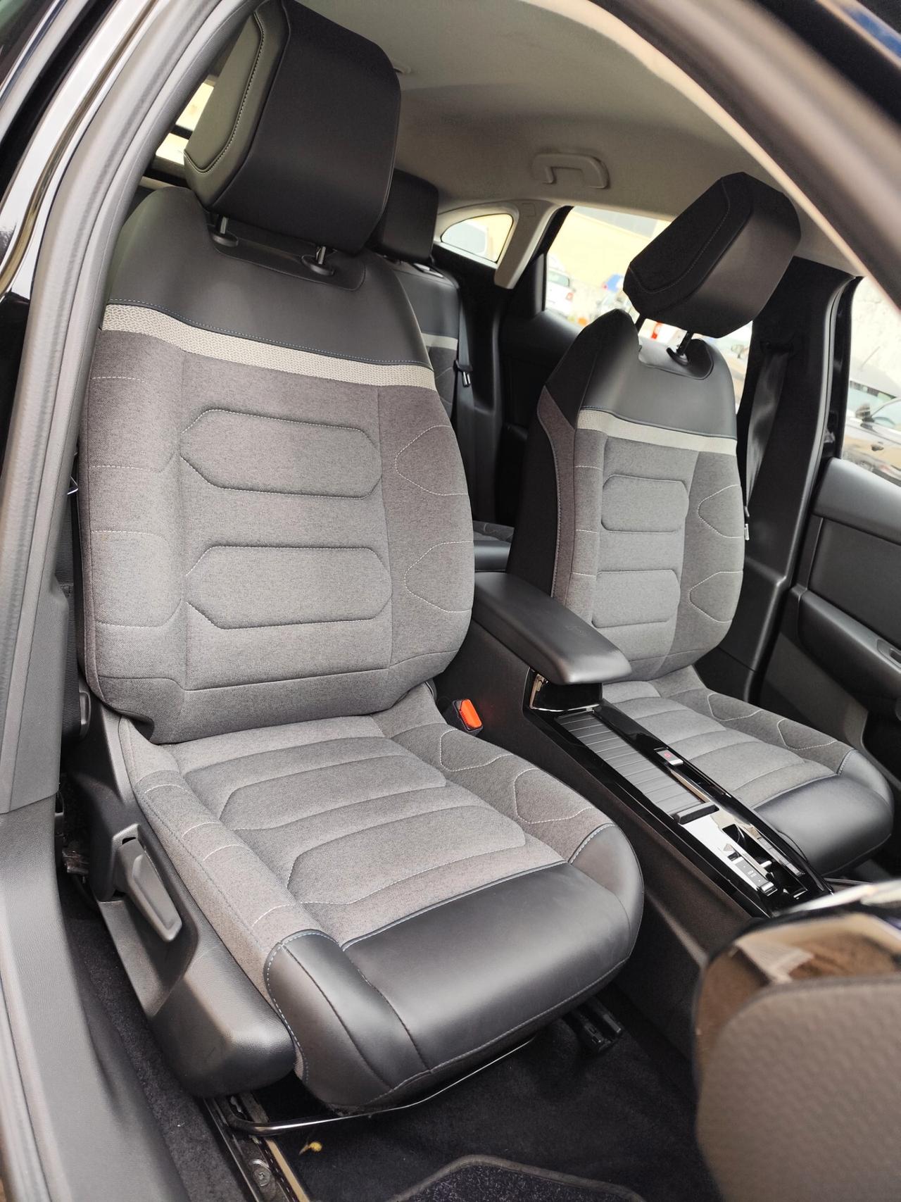 Citroen C4 BlueHDi 130 S&S EAT8 Shine