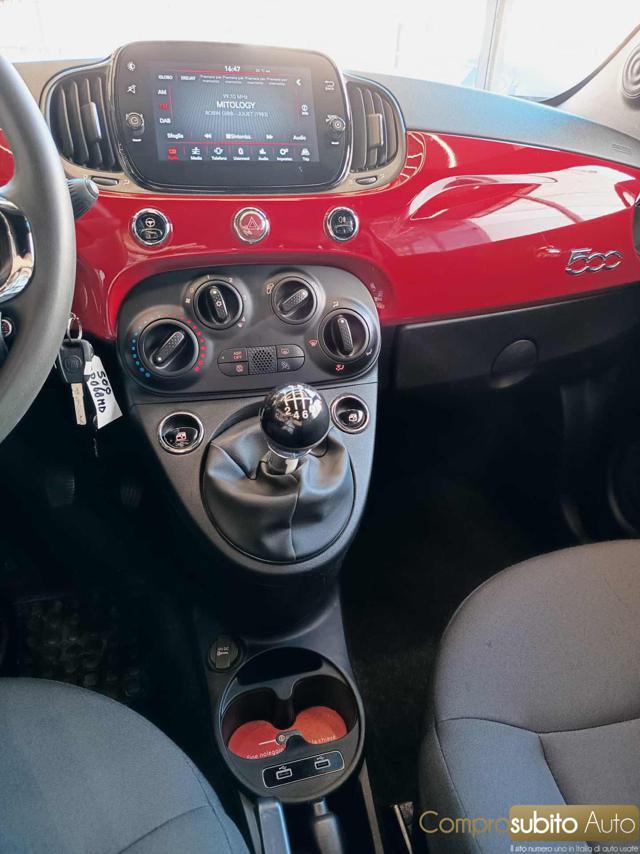 FIAT 500 1.0 Hybrid Red