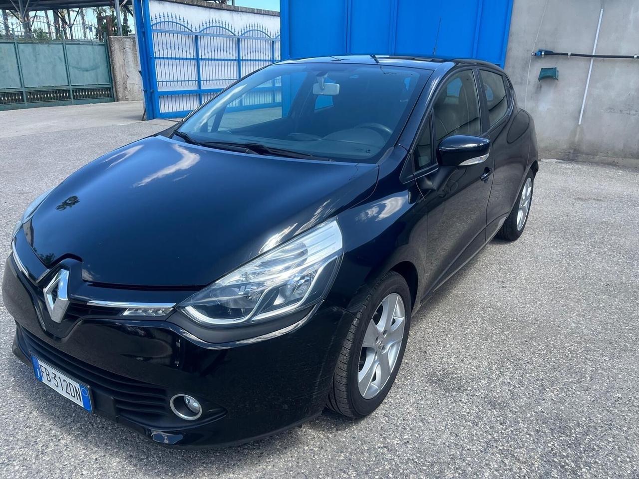 Renault clio 5 P-1.2 benz/75 cv-full -2012