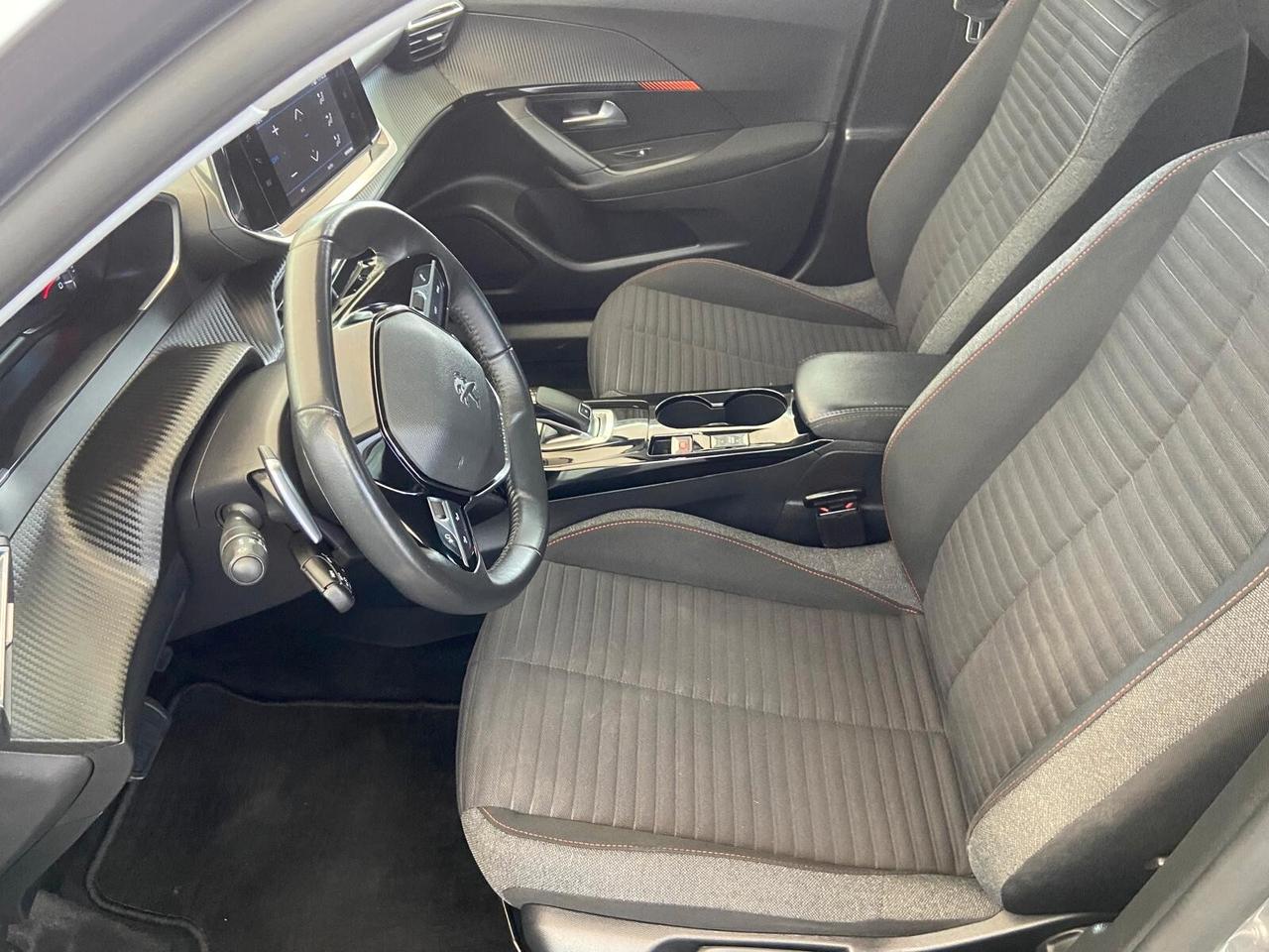 Peugeot 2008 PureTech 130 S&S EAT8 Active Pack