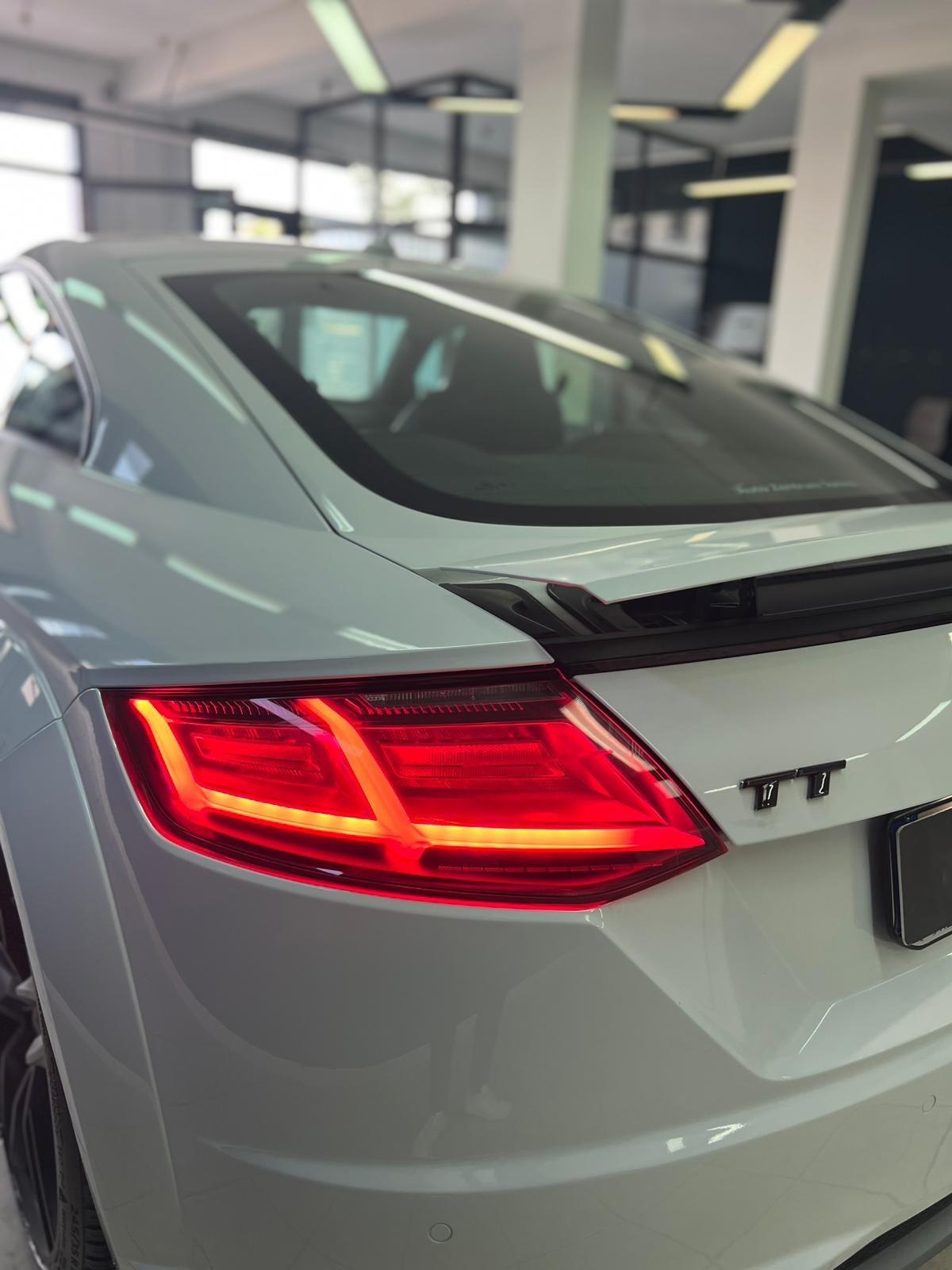 Audi TT Coupé 2.0 TDI ultra S line
