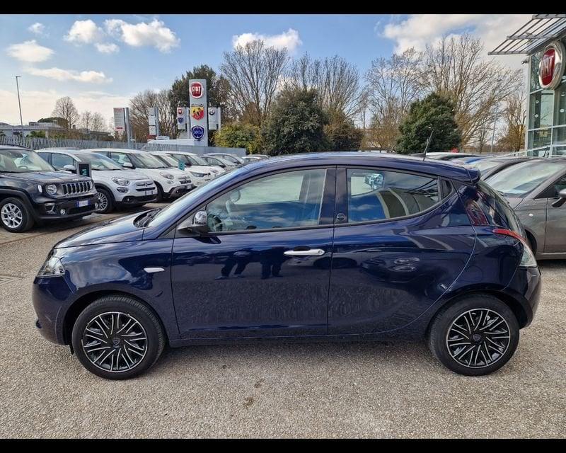 Lancia Ypsilon 1.0 FireFly 5 porte S&S Hybrid Gold