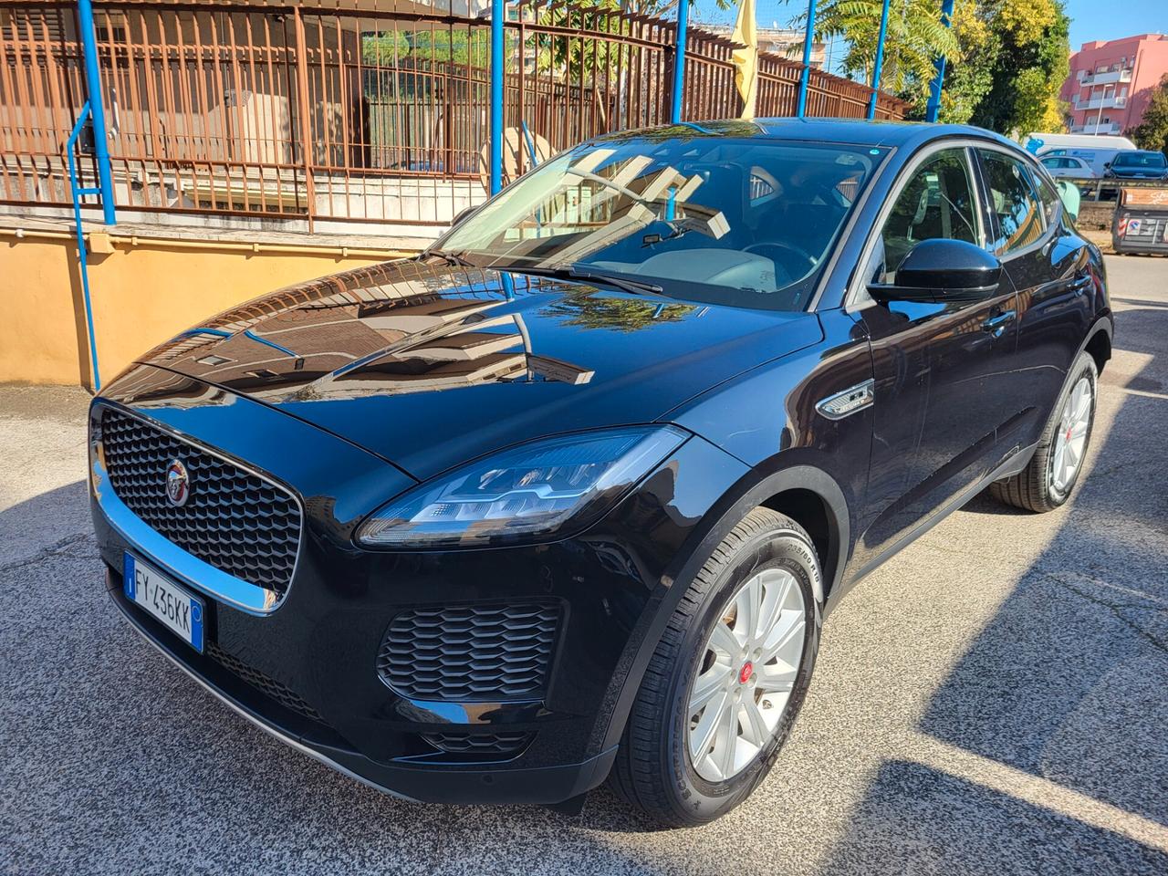 Jaguar E-Pace 2.0D 150 CV AWD aut. R-Dynamic SE