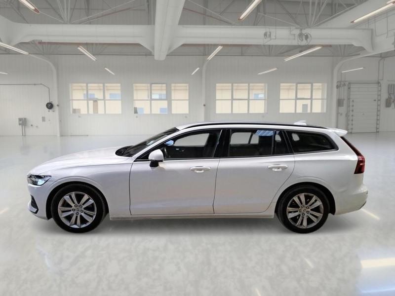 VOLVO V60 B4 D autom. Momentum Business WAGON