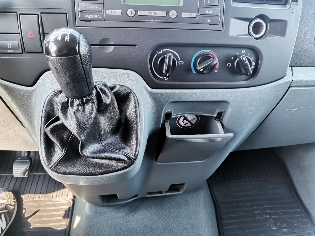 Ford Tourneo 2.2 TDCi/110cv Minibus 8 POSTI