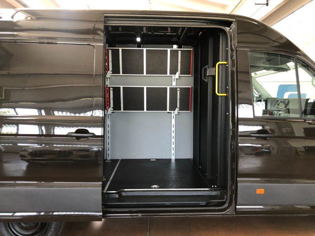 VOLKSWAGEN Crafter 30 2.0 TDI 140CV PST-TA Furgone Logistic