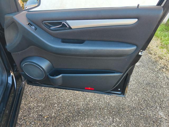 MERCEDES-BENZ A 150 Avantgarde ( NAVIGAZIONE )