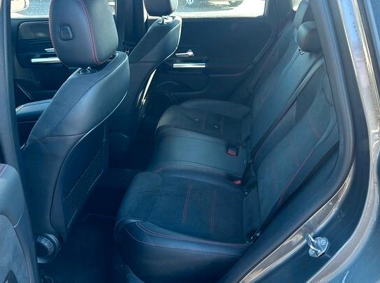 Mercedes-benz B 180 d Automatic AMG Line Premium Plus Navi Pdc UNIPRO IVA DEDUCIBILE